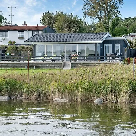 Eksklusiv Feriebolig Med Panoramaudsigt Hébergement de vacances Munkebo