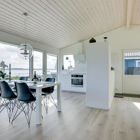 Eksklusiv Feriebolig Med Panoramaudsigt * Munkebo